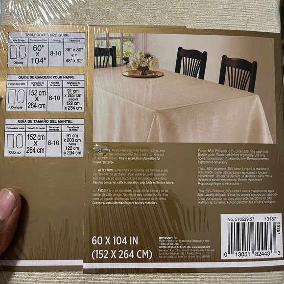 PARTY CITY || RECTANGULAR TABLECLOTH || METALLIC VANILLA CREAM FABRIC - Picture 4 of 7